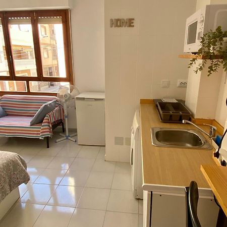 Estudio En La Playa Torrevieja Bagian luar foto