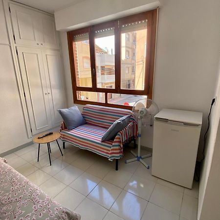 Estudio En La Playa Torrevieja Bagian luar foto
